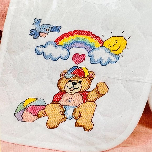 Vintage Dimensions Baby Hug Stamped Bib Kit Set of Two - New/Sealed (2002) - Picture 3 of 11